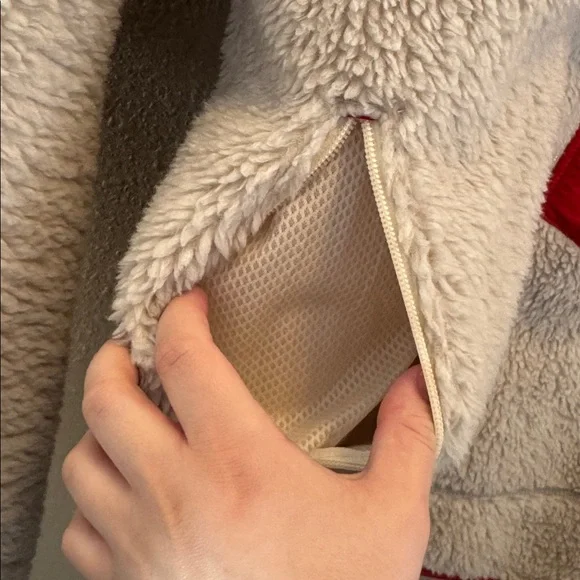 Patagonia Men's Classic Retro-X Jacket Red and Blue - Picture 4 of 8